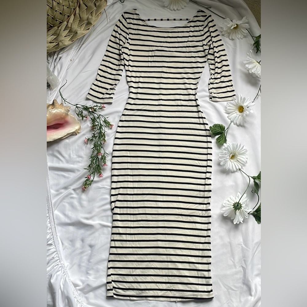 Summer White & Black Striped Dress - Picture 6 of 15